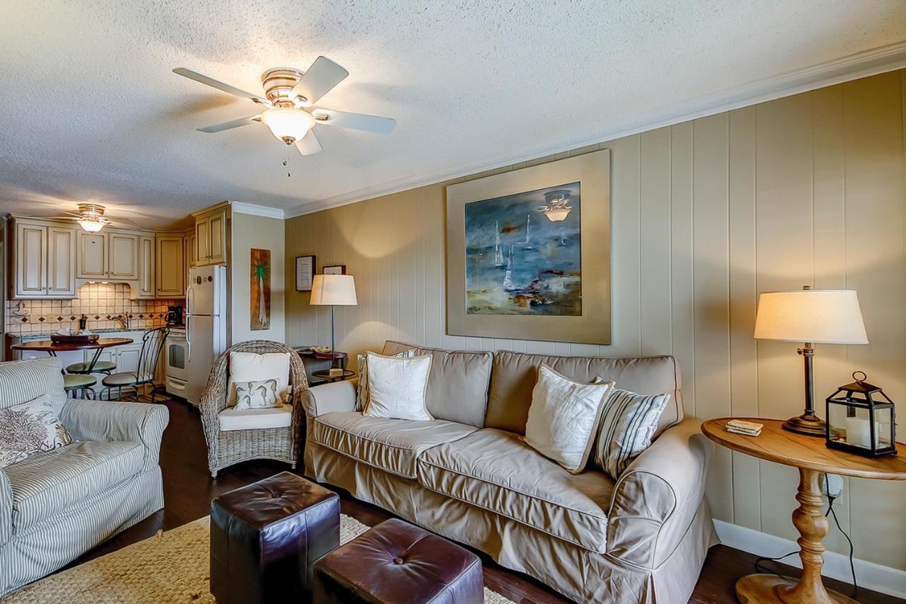 Beach Cottage At Od Myrtle Beach Exterior photo